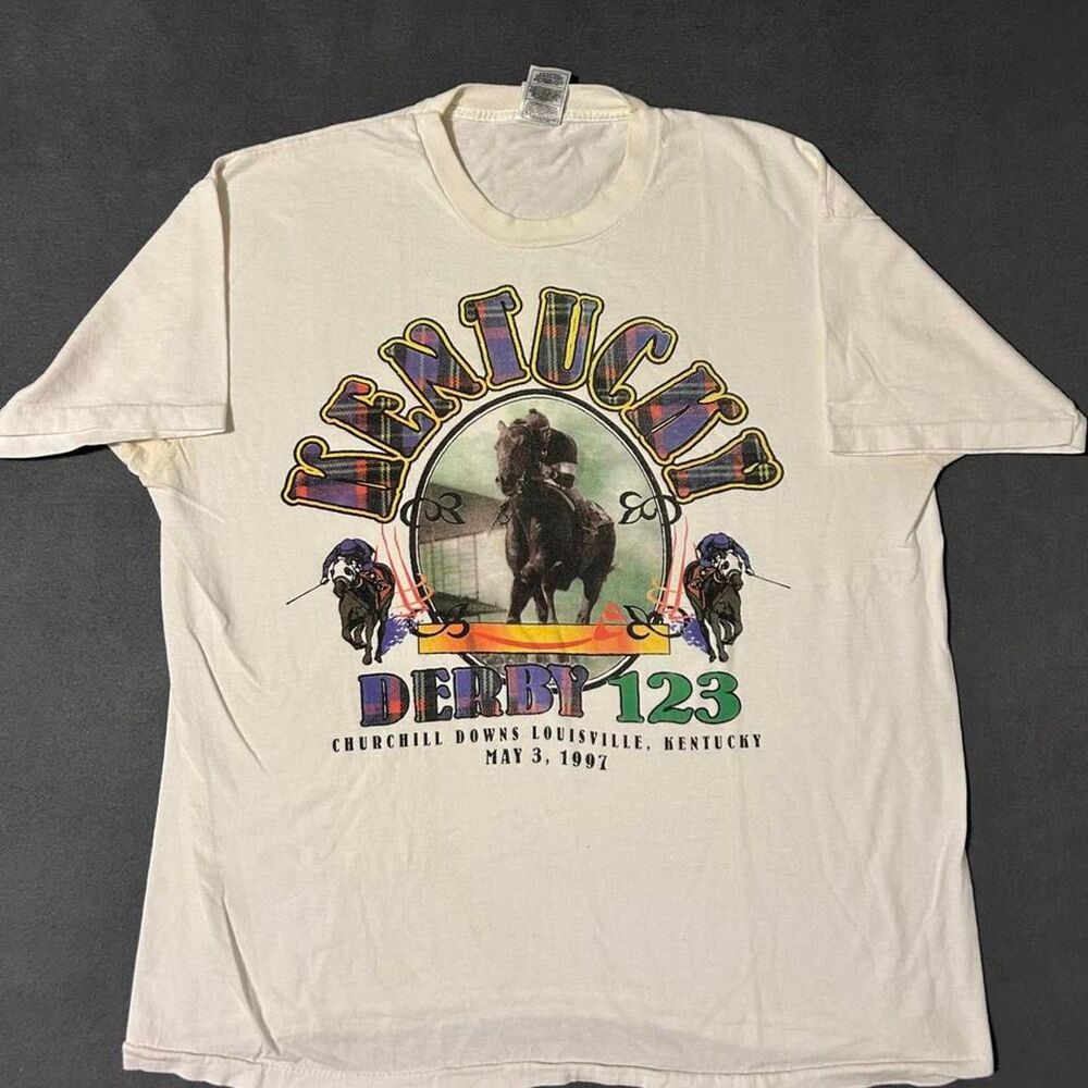 Fruit-of-the-loom Men's White and Cream T-shirt